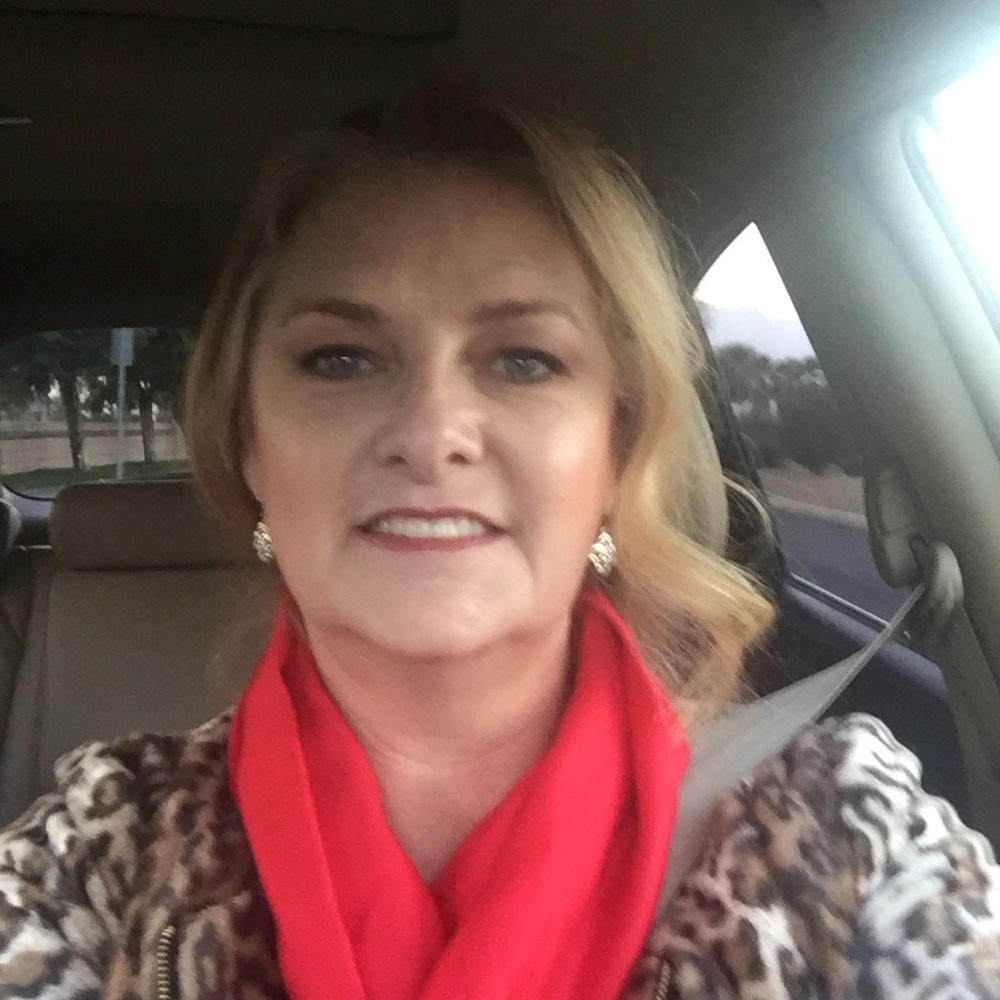 Meet your Posher, Christine